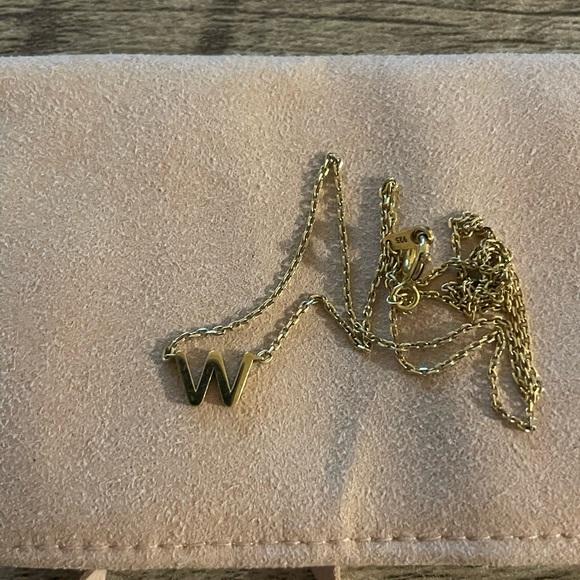 Dainty Initial Necklace - W - Picture 3 of 3